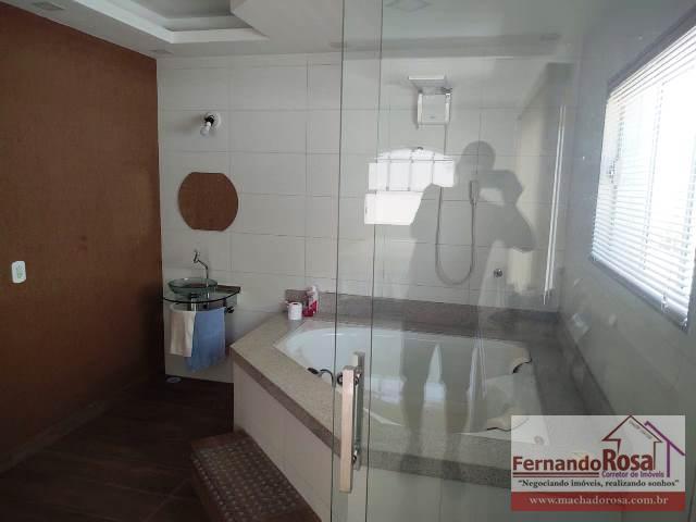 Casa à venda com 3 quartos, 600m² - Foto 20