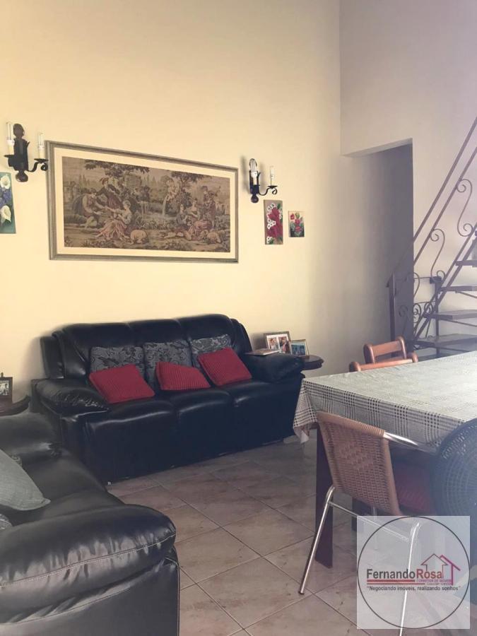 Casa à venda com 4 quartos, 133m² - Foto 11