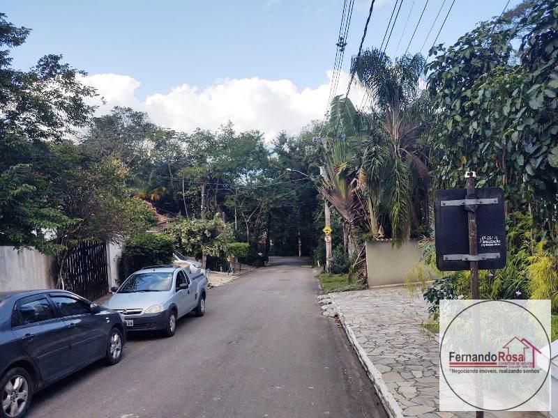 Casa de Condomínio à venda com 3 quartos, 435m² - Foto 31