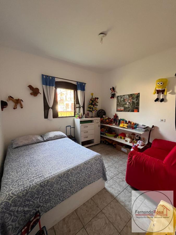 Casa à venda com 5 quartos, 150m² - Foto 15