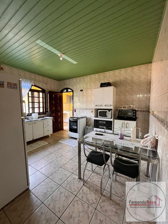 Casa à venda com 5 quartos, 150m² - Foto 6