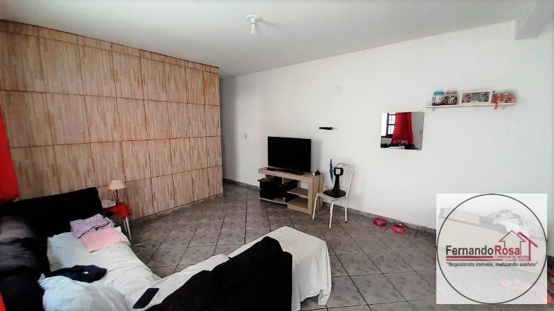 Casa à venda com 2 quartos, 210m² - Foto 9