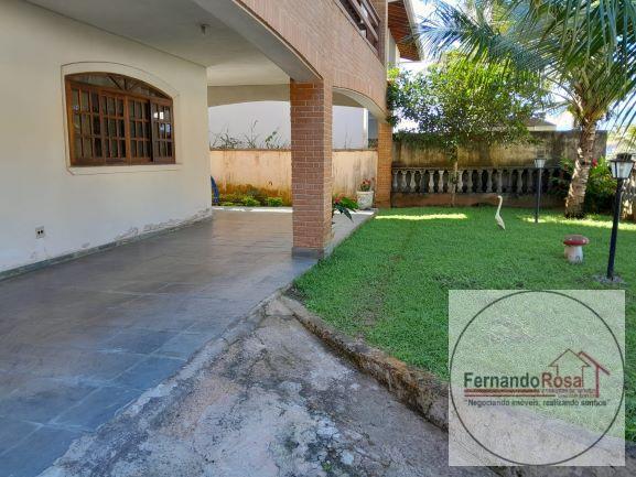 Casa à venda com 5 quartos, 458m² - Foto 1