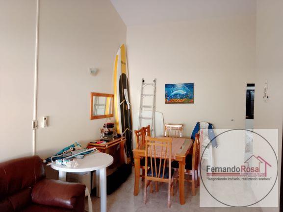 Casa à venda com 2 quartos, 200m² - Foto 14