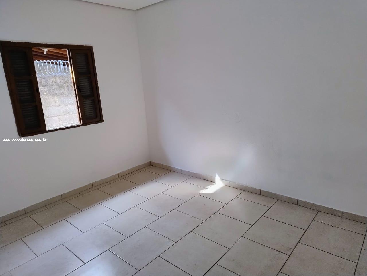 Casa à venda com 2 quartos, 150m² - Foto 9