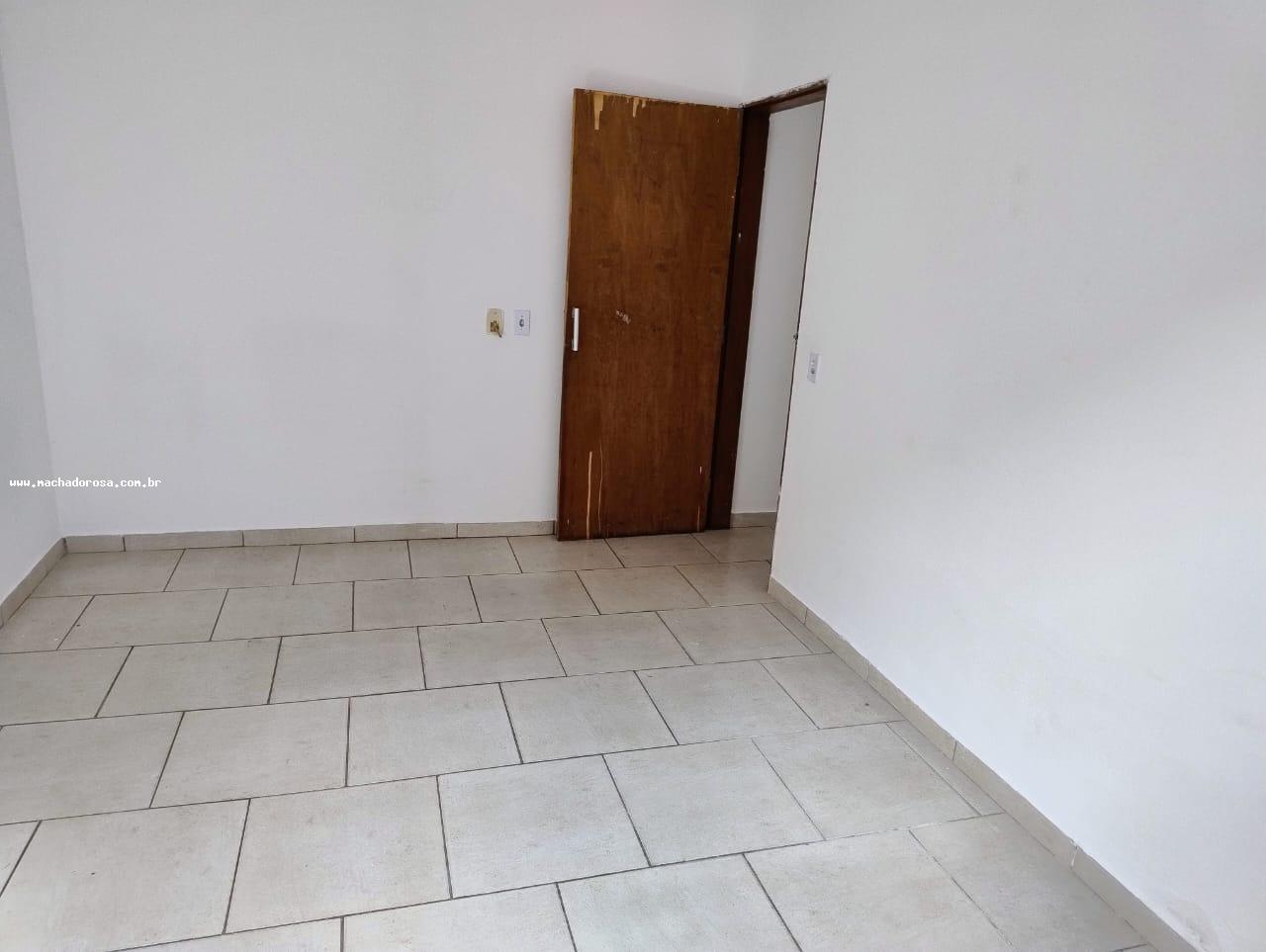 Casa à venda com 2 quartos, 150m² - Foto 6