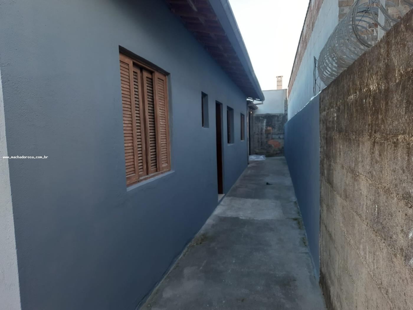 Casa à venda com 2 quartos, 150m² - Foto 16