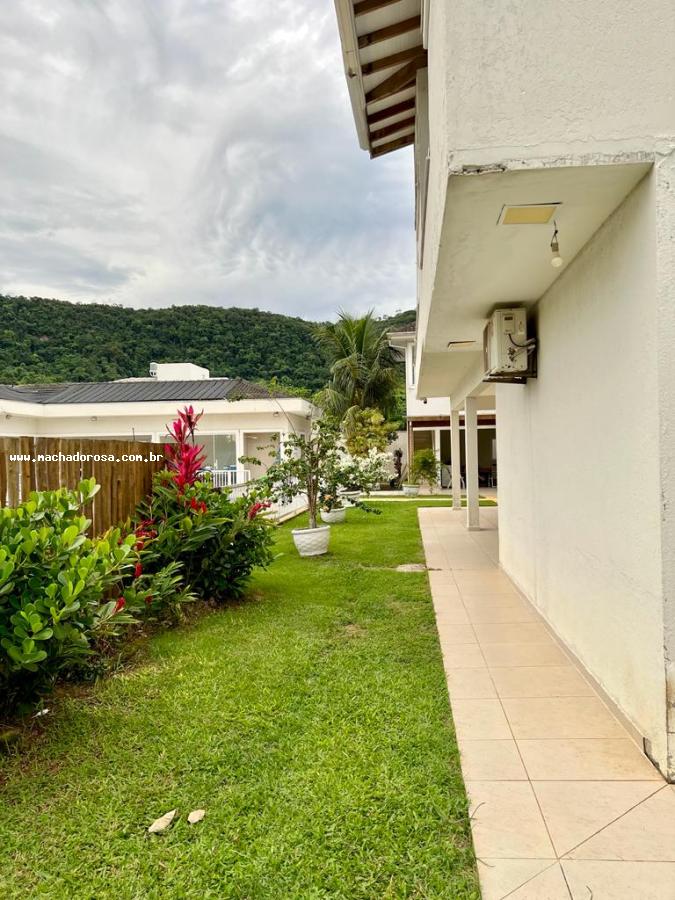 Casa à venda com 12 quartos, 2070m² - Foto 25