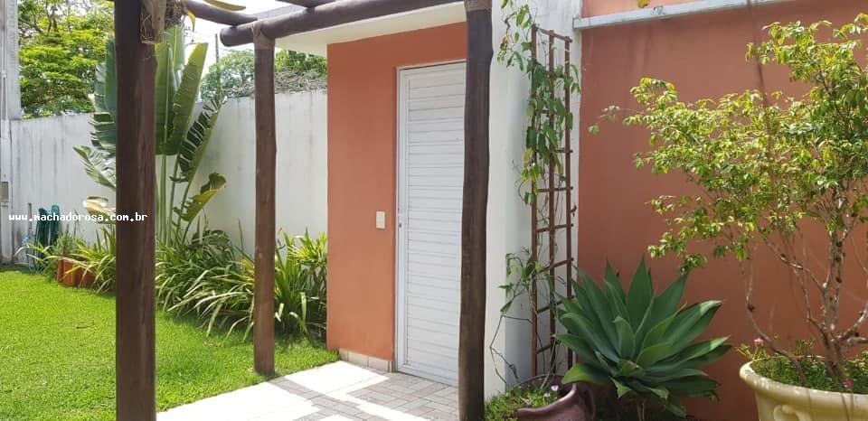 Casa à venda com 3 quartos, 360m² - Foto 3