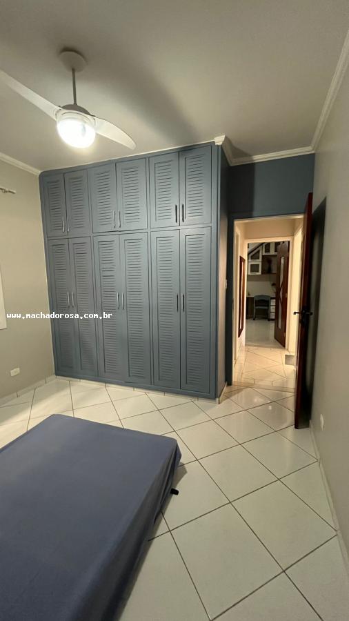 Casa à venda com 4 quartos, 250m² - Foto 20