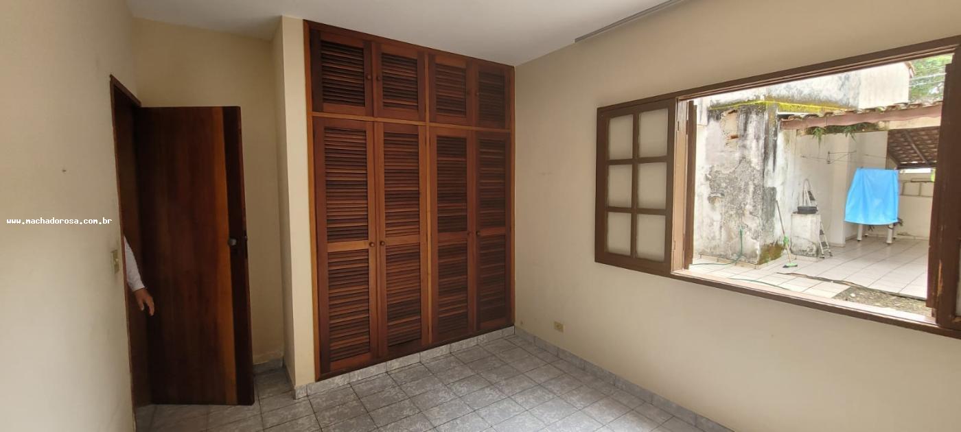 Casa à venda com 3 quartos, 234m² - Foto 6