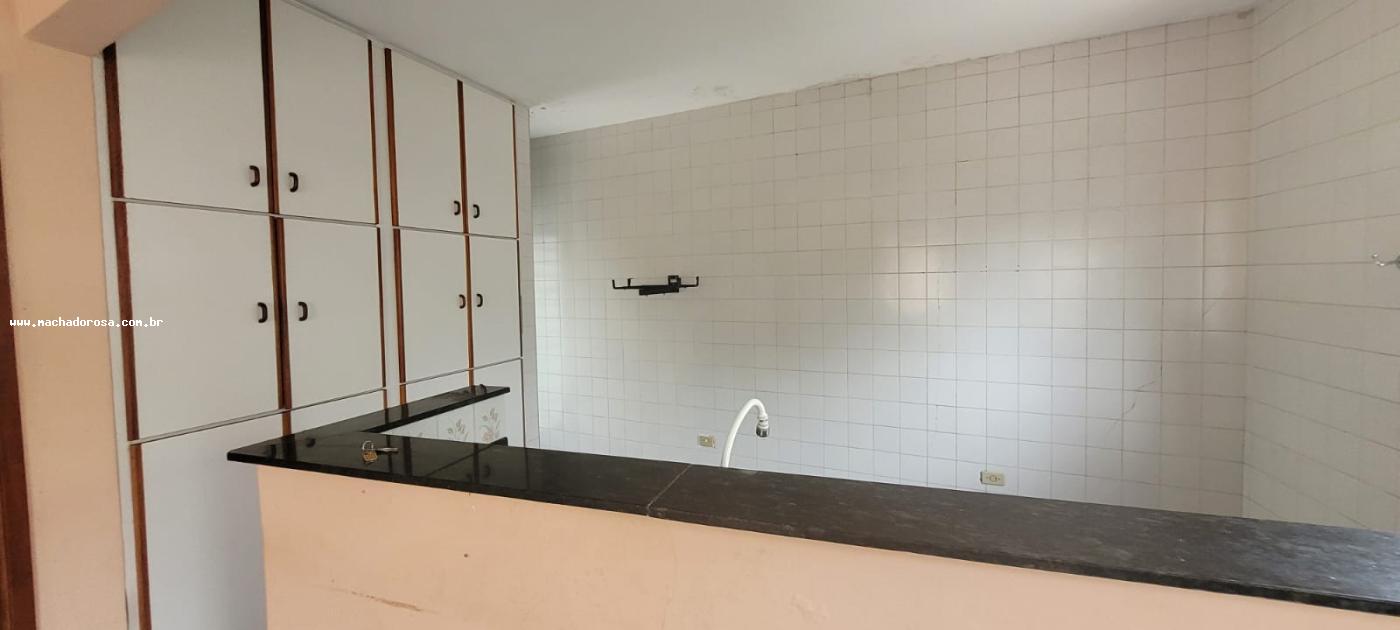 Casa à venda com 3 quartos, 234m² - Foto 5