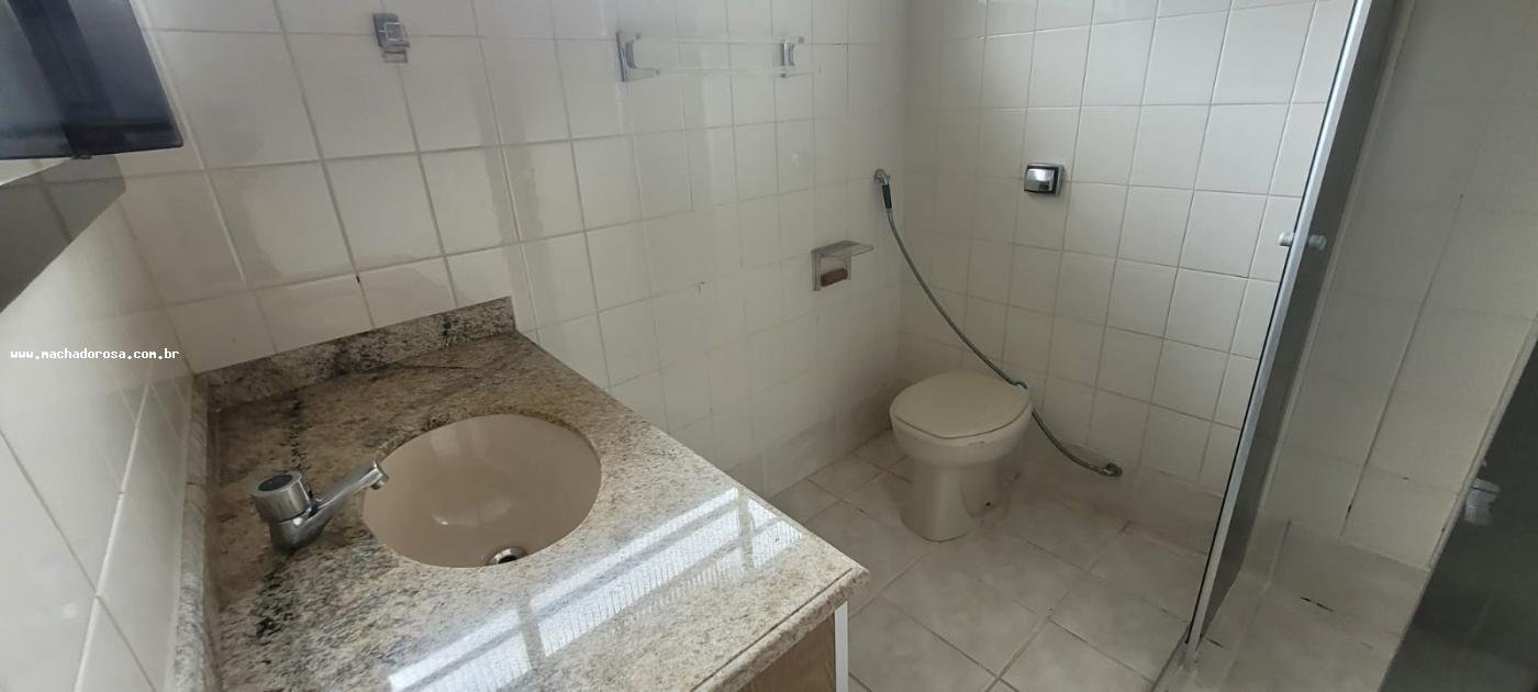 Casa à venda com 3 quartos, 234m² - Foto 15