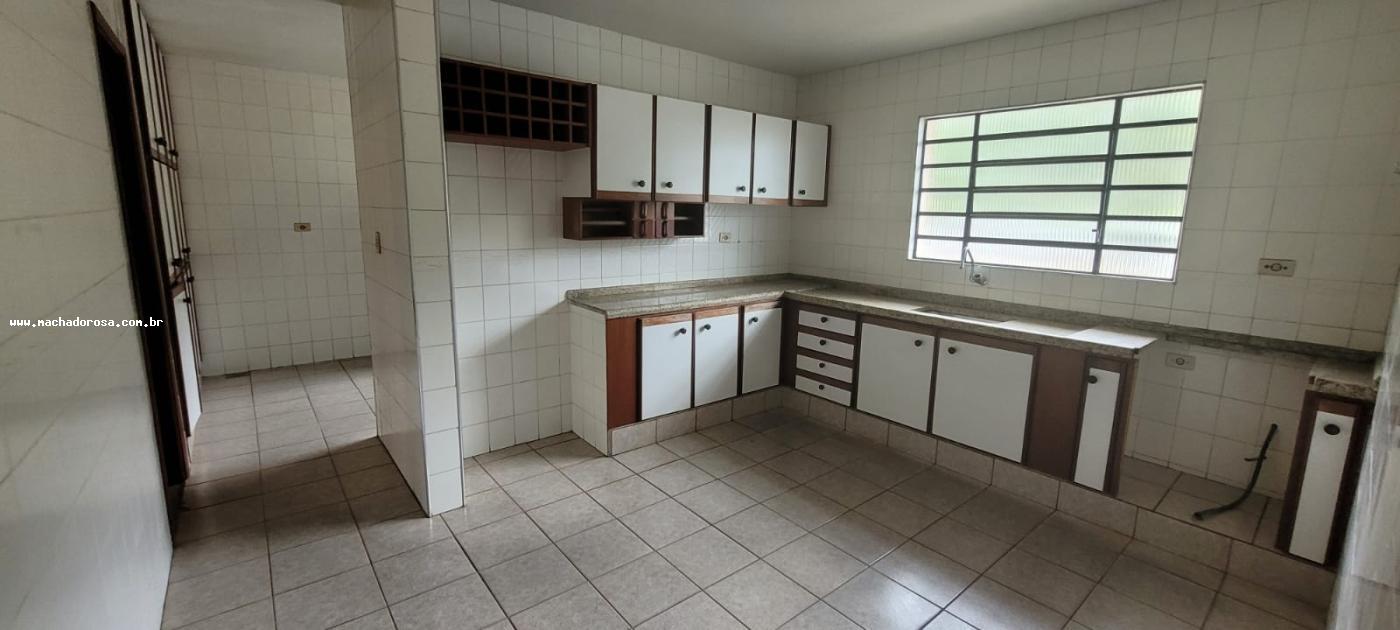 Casa à venda com 3 quartos, 234m² - Foto 30