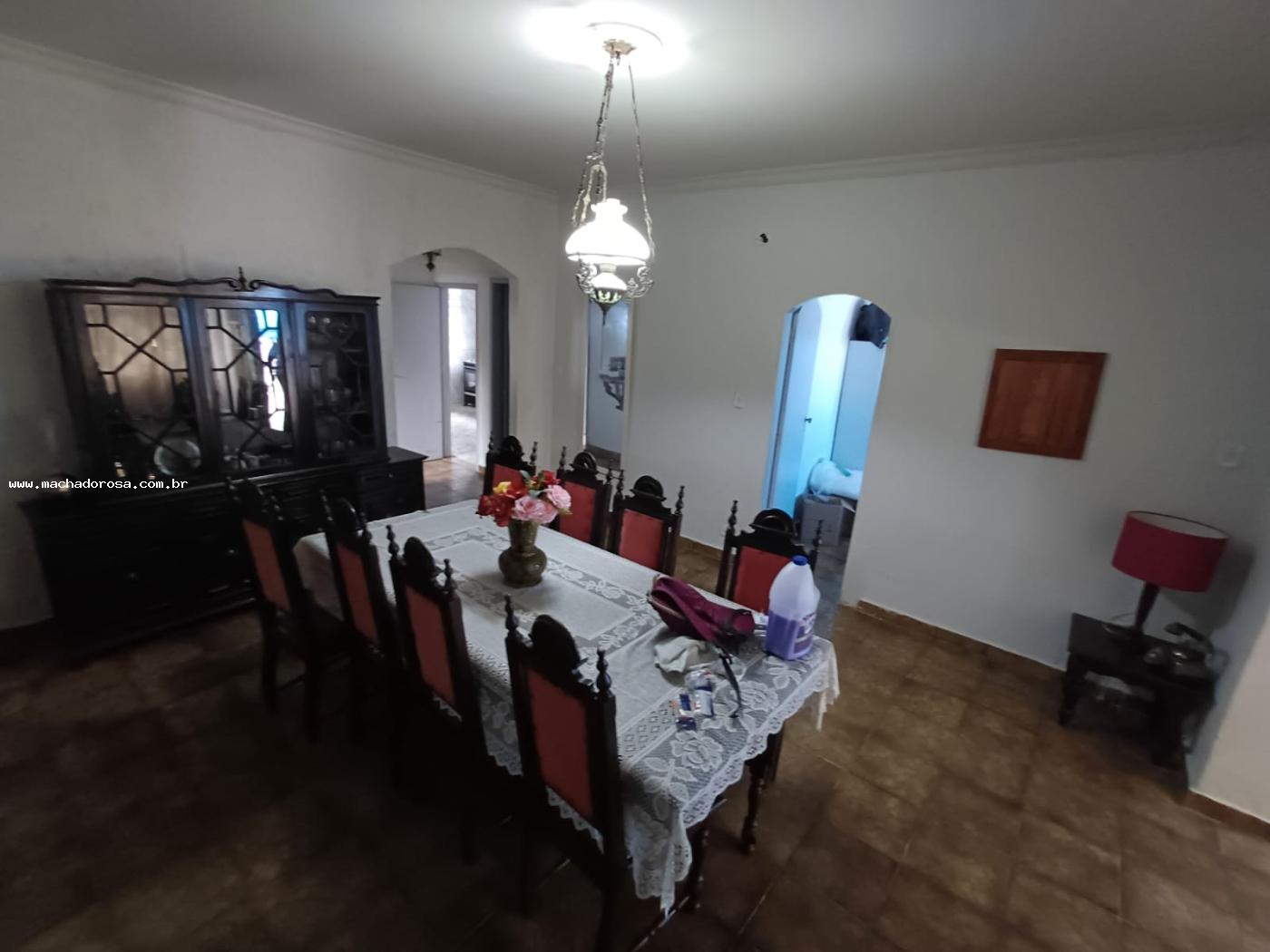 Casa à venda com 4 quartos, 374m² - Foto 17