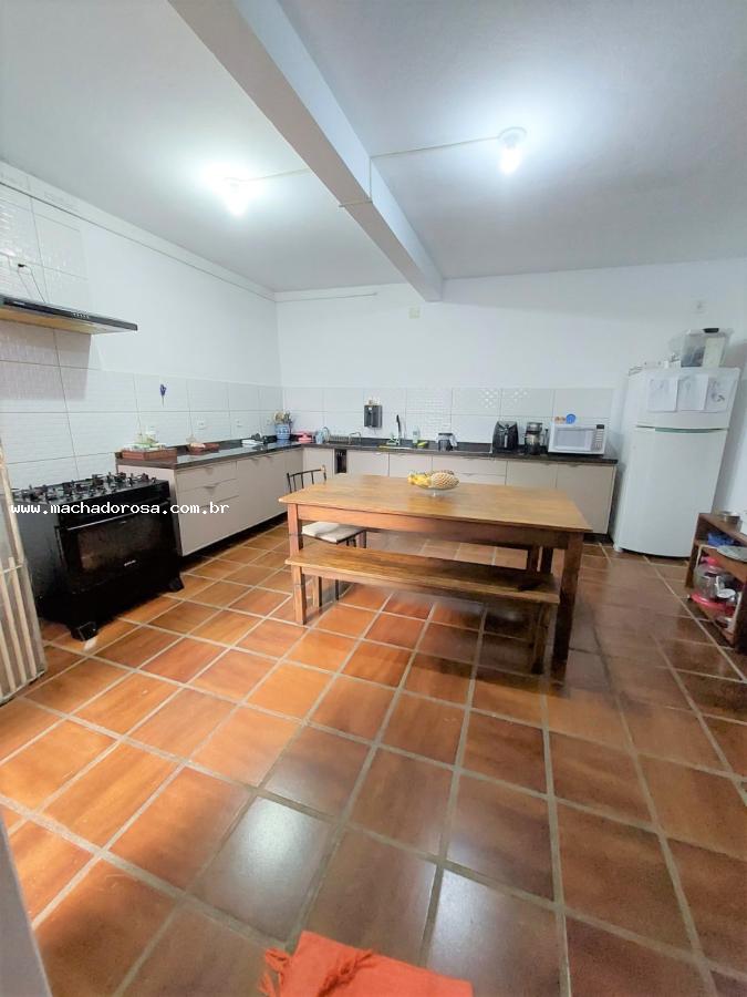 Casa à venda com 6 quartos, 309m² - Foto 19