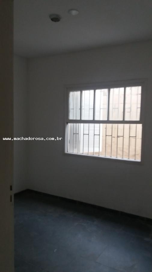 Casa à venda com 3 quartos, 138m² - Foto 12