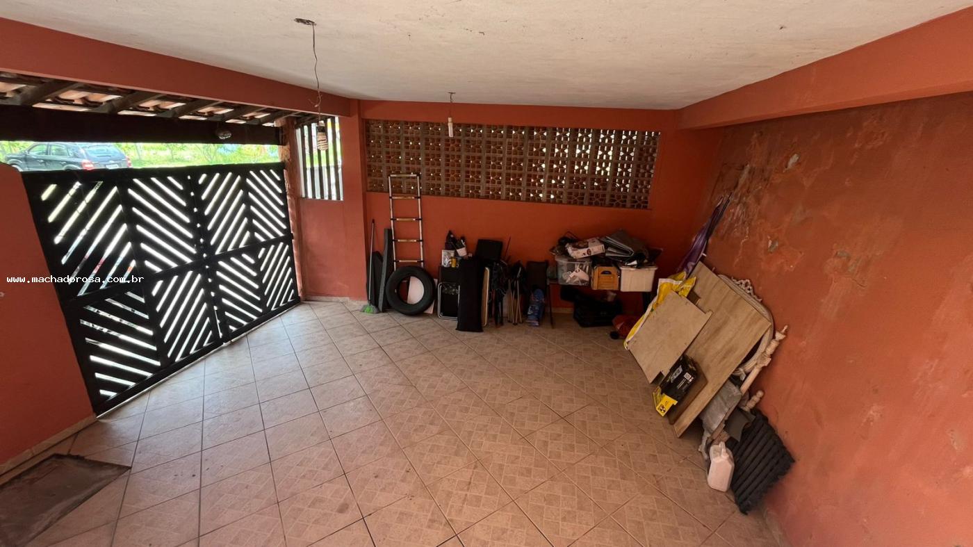 Sobrado à venda com 3 quartos, 200m² - Foto 1