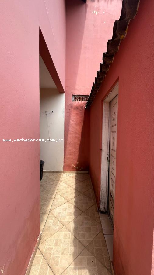 Sobrado à venda com 3 quartos, 200m² - Foto 6