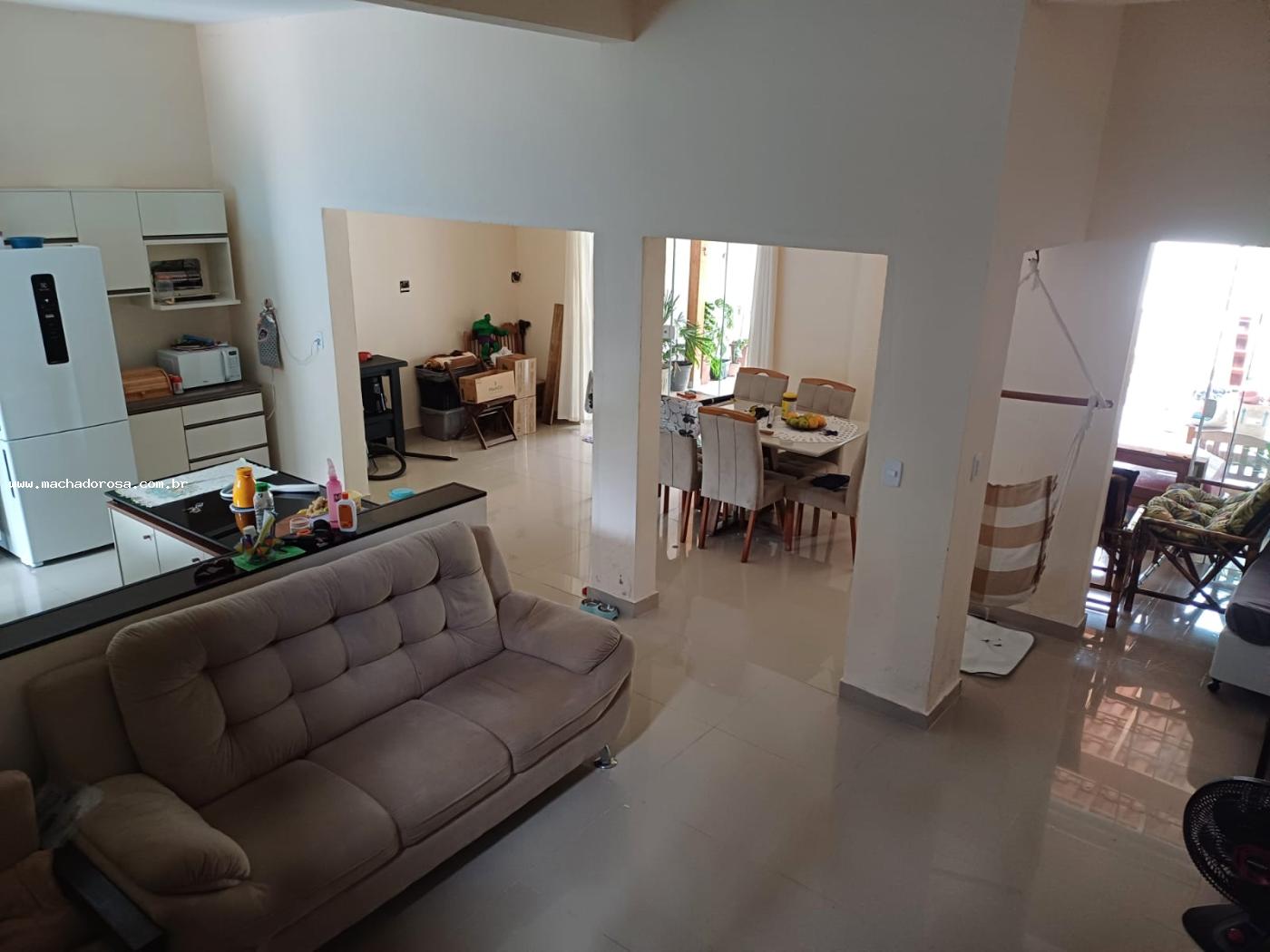 Casa à venda com 2 quartos, 380m² - Foto 10