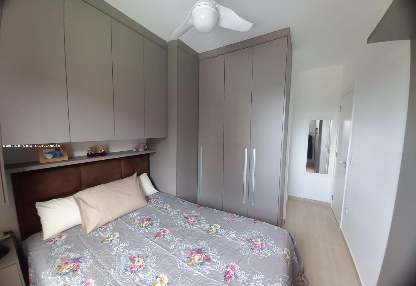 Apartamento à venda com 2 quartos, 58m² - Foto 5