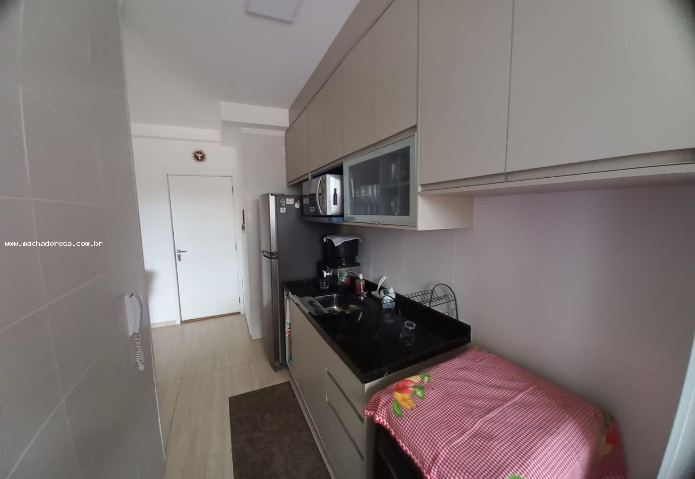 Apartamento à venda com 2 quartos, 58m² - Foto 9