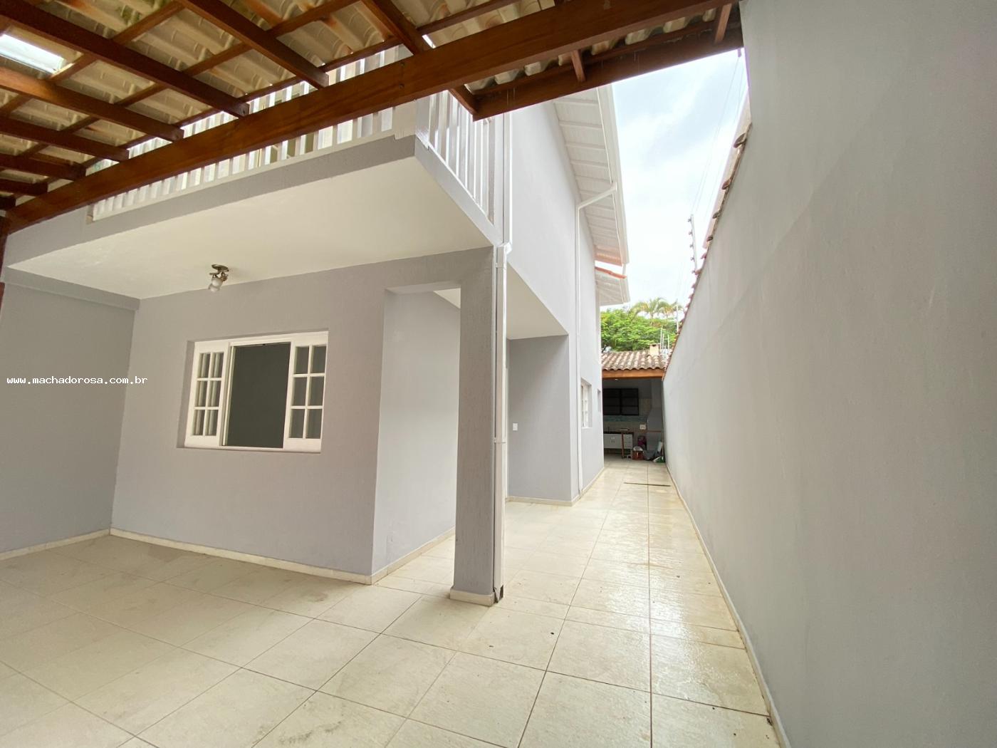 Sobrado à venda com 3 quartos, 156m² - Foto 3