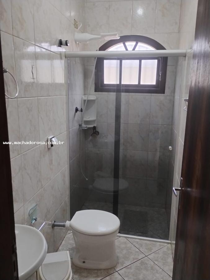 Casa à venda com 3 quartos, 250m² - Foto 16