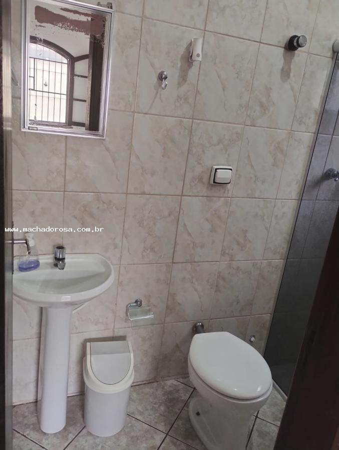 Casa à venda com 3 quartos, 250m² - Foto 19