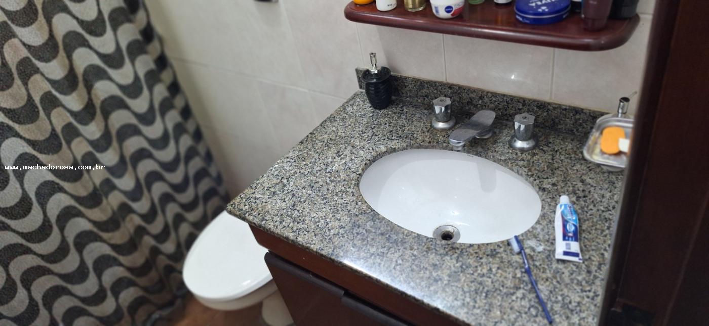 Apartamento à venda com 2 quartos, 69m² - Foto 19