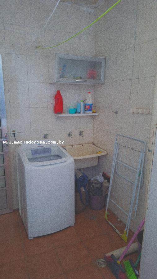 Apartamento à venda com 2 quartos, 69m² - Foto 27