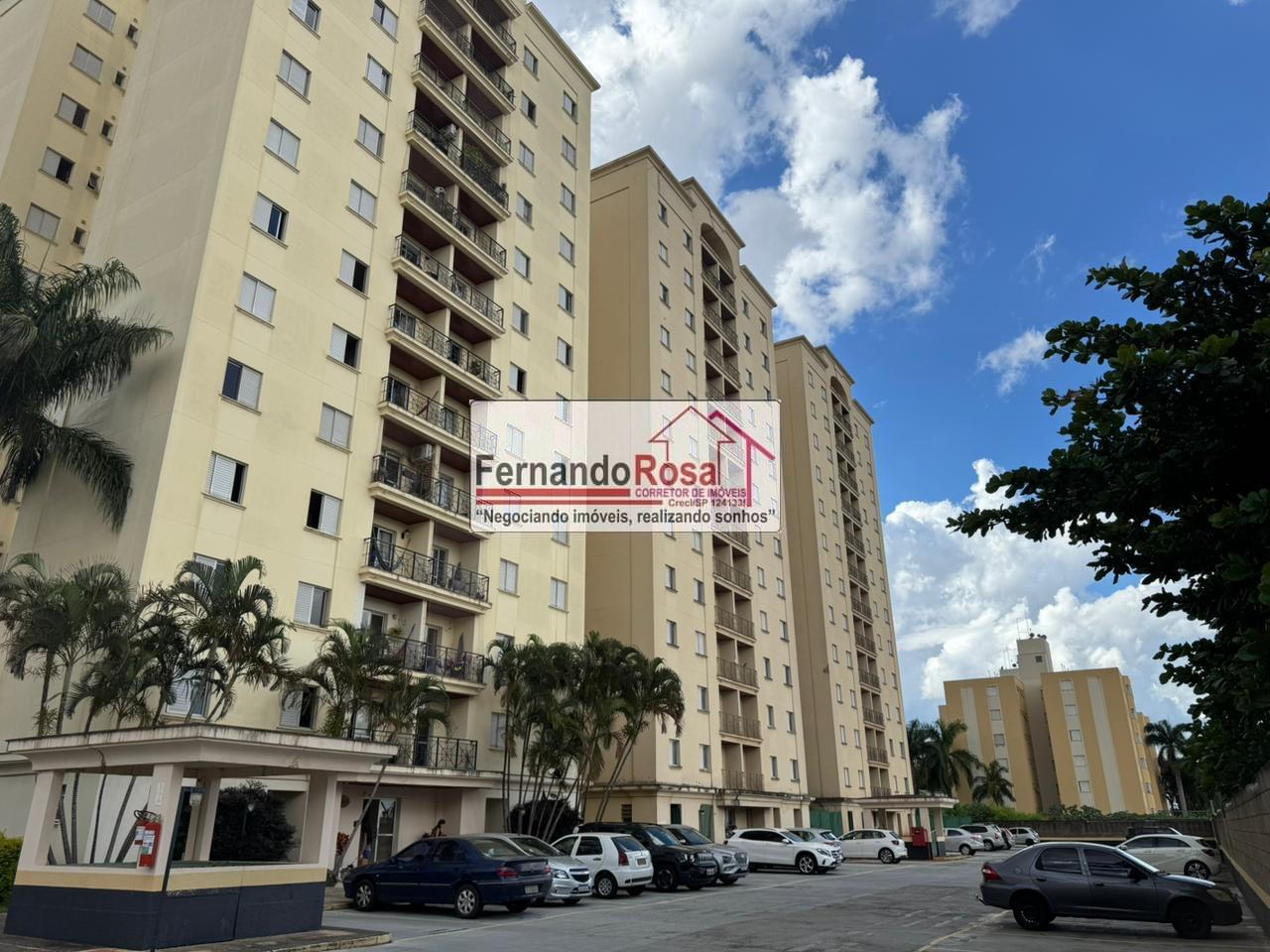 Apartamento à venda com 3 quartos, 70m² - Foto 2