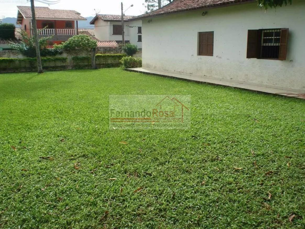 Casa à venda com 5 quartos, 900m² - Foto 4