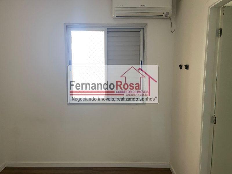 Apartamento à venda com 3 quartos, 70m² - Foto 12