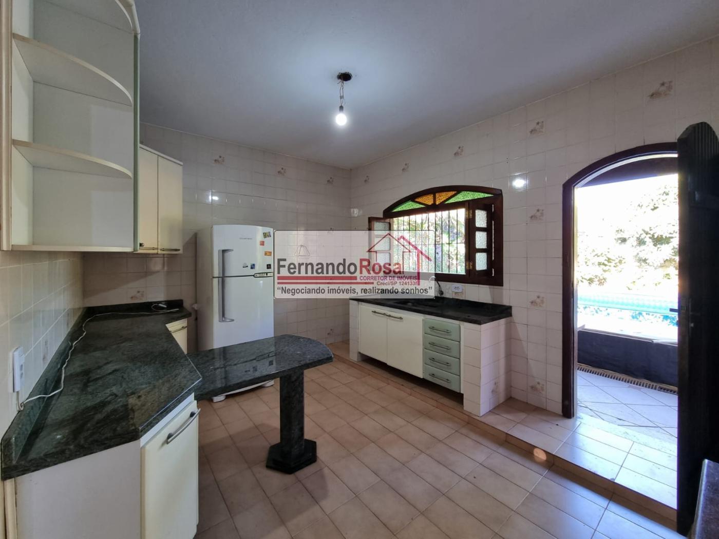 Casa à venda com 3 quartos, 600m² - Foto 28